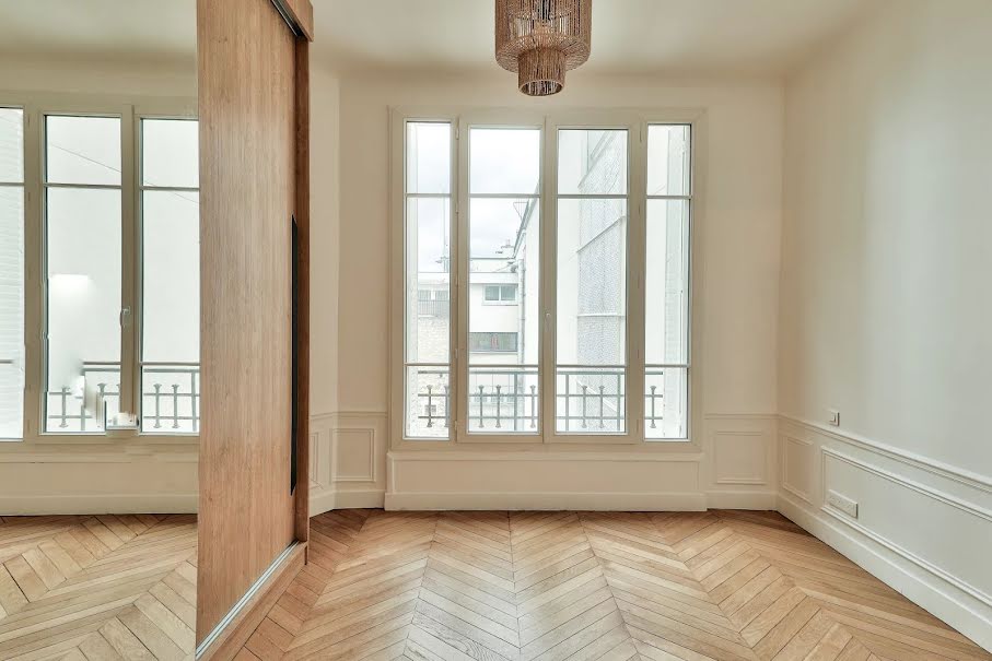 Location  appartement 3 pièces 95 m² à Paris 16ème (75016), 5 000 €