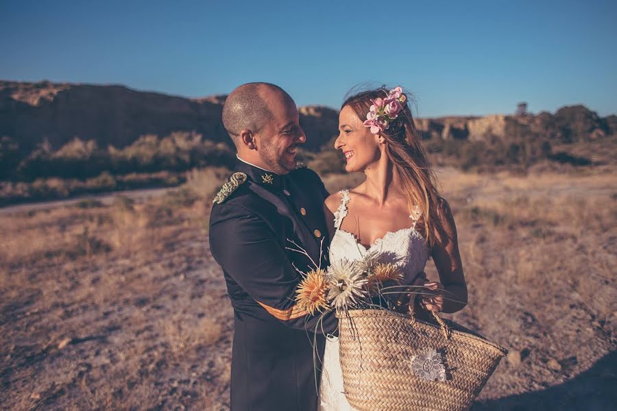 Fotógrafo de casamento Lucia Carrión Mercader (luciaallmyloving). Foto de 13 de maio 2019