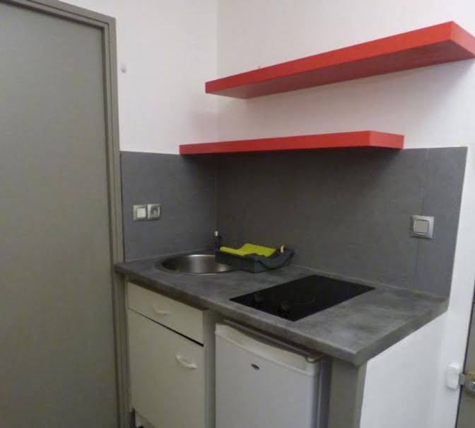 Location  appartement 1 pièce 26 m² à Nimes (30000), 499 €