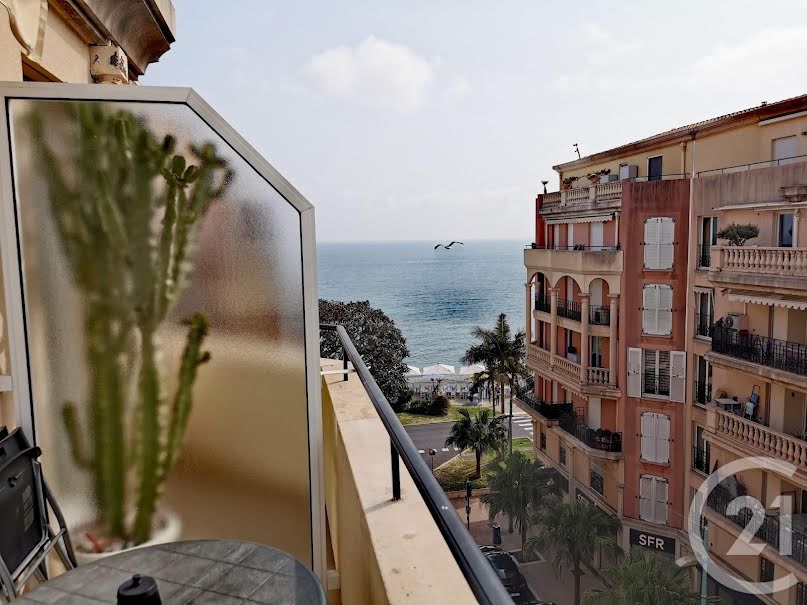 Location meublée appartement 1 pièce 21 m² à Menton (06500), 790 €