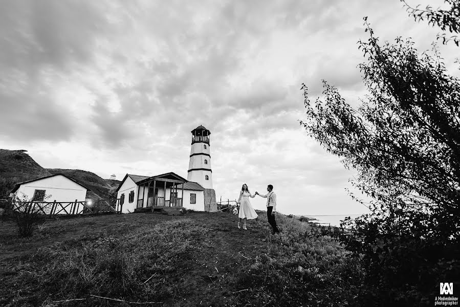 Wedding photographer Andrey Medvednikov (asmedvednikov). Photo of 13 December 2021