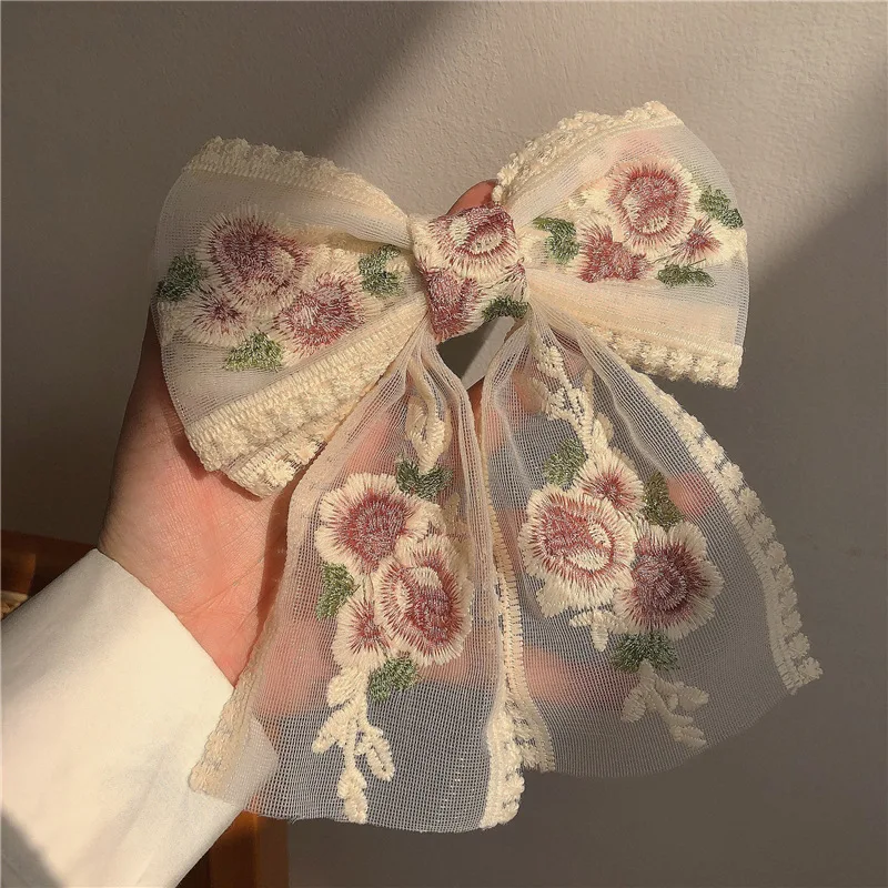 Gestickte Blumen Schleife Haarspange, großer Bogen, stilvolles Accessoire, ideal für elegante Frisuren, verleiht Ihrem Haar einen femininen Look.