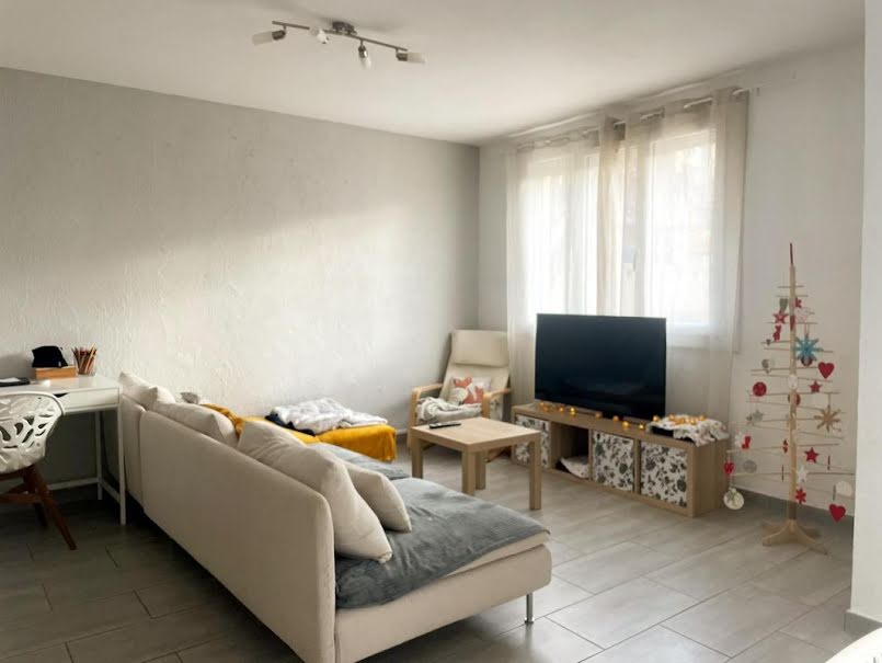 Vente appartement 3 pièces 68 m² à Saint-Paul-Trois-Châteaux (26130), 119 000 €