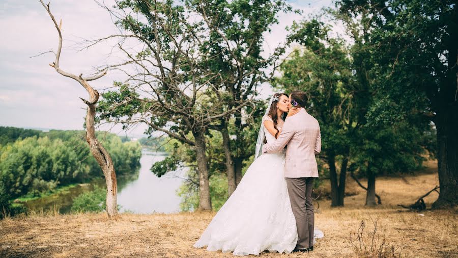 Fotografo di matrimoni Artem Gaysin (artem2018). Foto del 10 settembre 2016