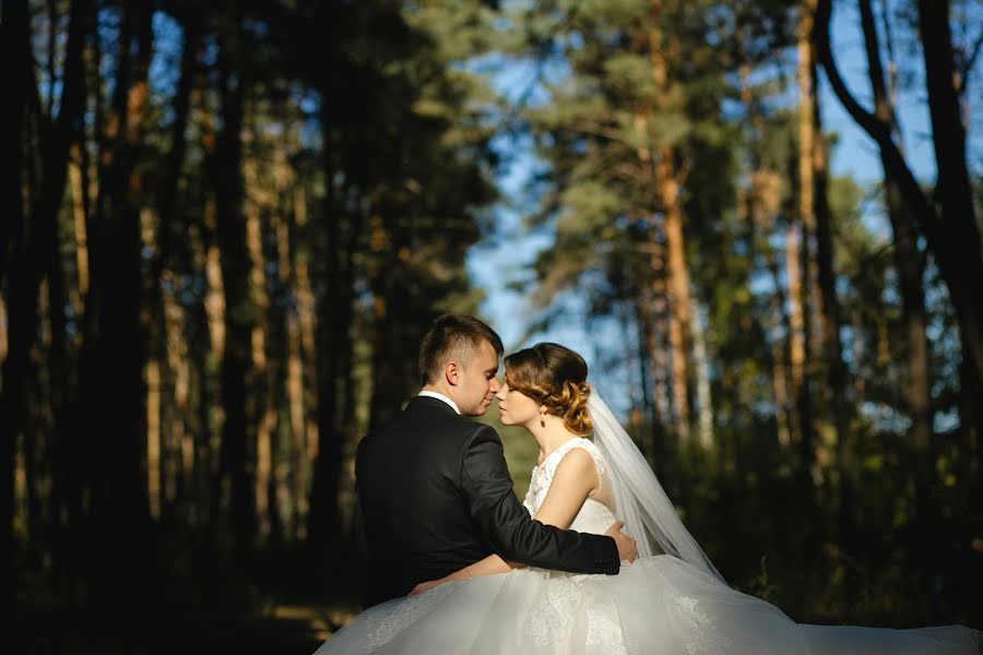 Fotografo di matrimoni Evgeniy Flur (fluoriscent). Foto del 27 novembre 2015