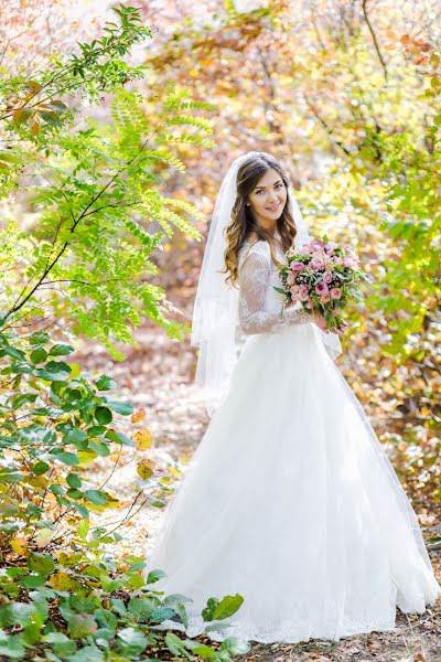 Wedding photographer Irina Lepinskaya (lepynska). Photo of 10 October 2014