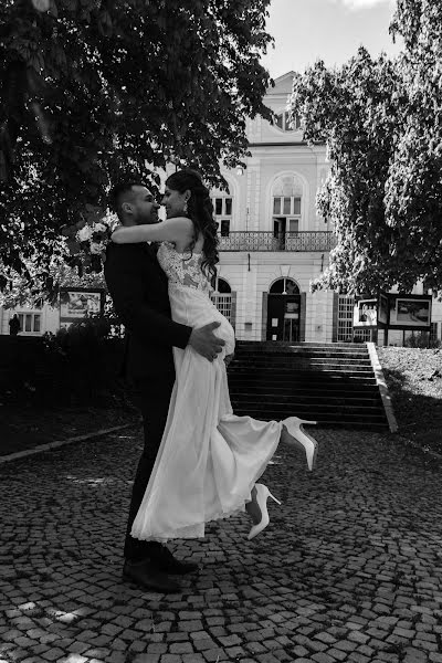 Fotograf ślubny Tadej Tominc (weddingphotog). Zdjęcie z 21 kwietnia 2023