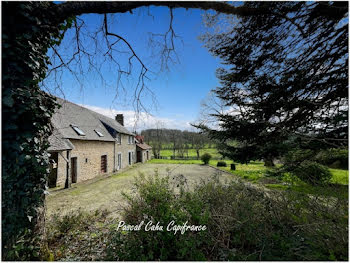 maison à La Chaise-Baudouin (50)