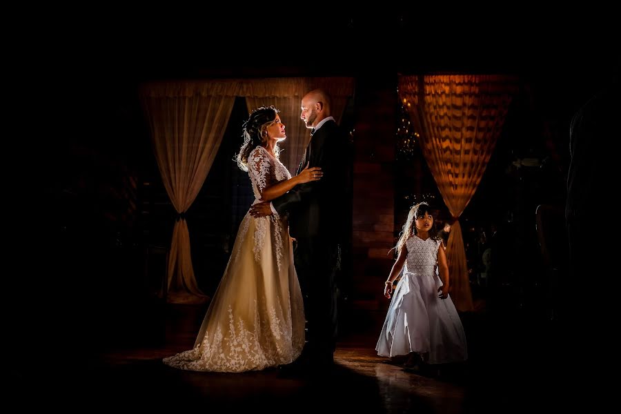 Wedding photographer Mauro Cesar (maurocesarfotog). Photo of 28 December 2015