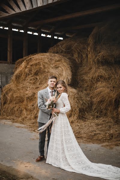 Fotógrafo de casamento Galya Androsyuk (galyaandrosyuk). Foto de 26 de dezembro 2019