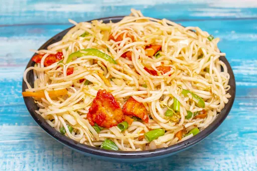 Chicken Hakka Noodles