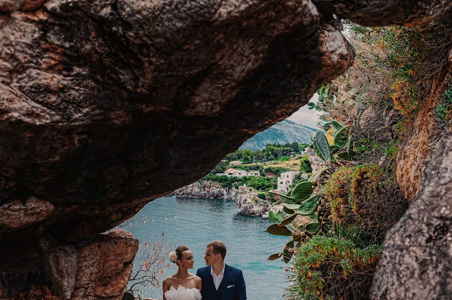 Fotógrafo de casamento Tatiana Bonvin (tanchik). Foto de 13 de dezembro 2018