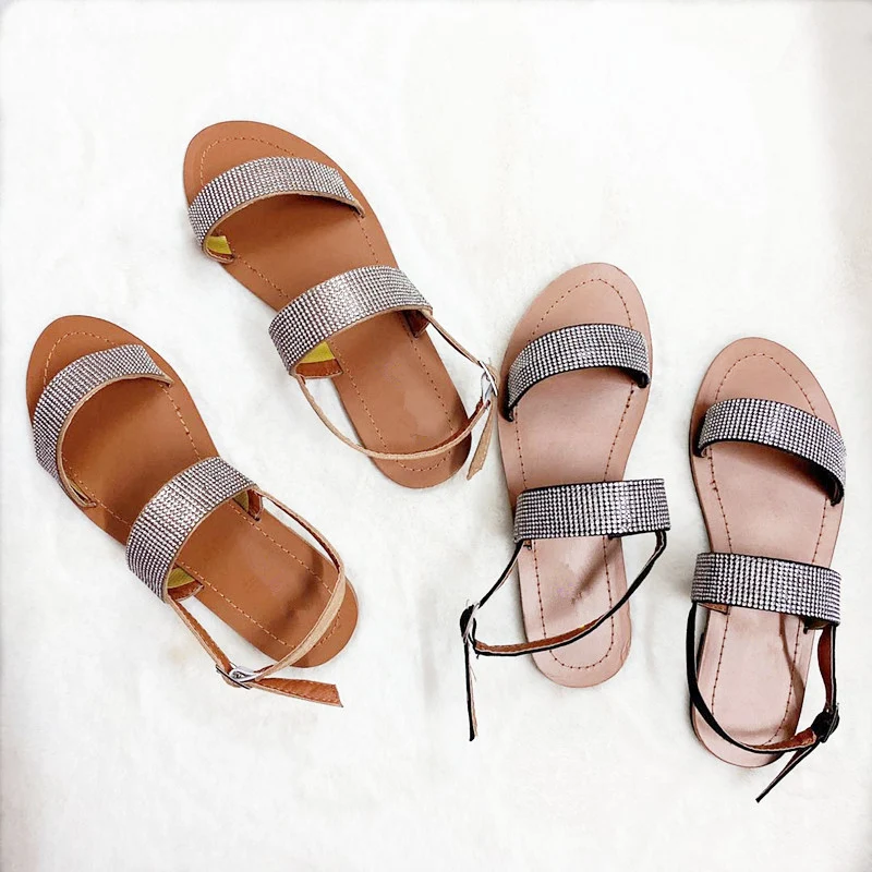 Diamond Back fashion sandalen, slippers met een stijlvolle uitstraling. Comfortabel en ideaal voor dagelijks gebruik.