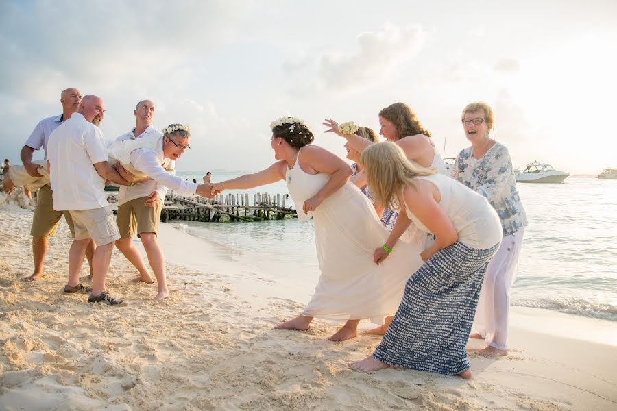 Fotógrafo de bodas Luis Tovilla (loutovilla). Foto del 19 de junio 2019