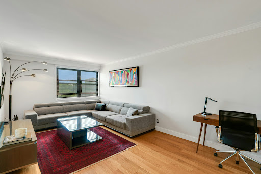 Apartment 5
