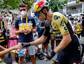 Wout van Aert maakt één wielerfan in het bijzonder dolgelukkig met kenmerkend gebaar