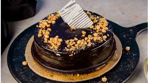 Chocolate Crunch Cake