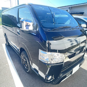 ハイエースバン GDH206V