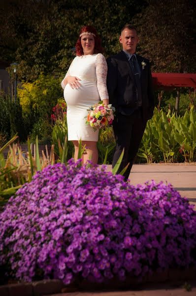 Fotógrafo de casamento Ferenc Drávecz (dravecz). Foto de 3 de março 2019