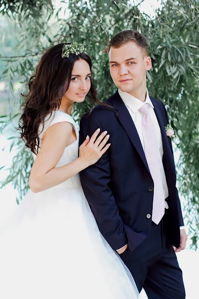 結婚式の写真家Oksana Arkhipova (oksanaarkh)。2015 2月27日の写真