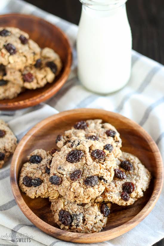 10 Best Almond Flour Oatmeal Raisin Cookies Recipes