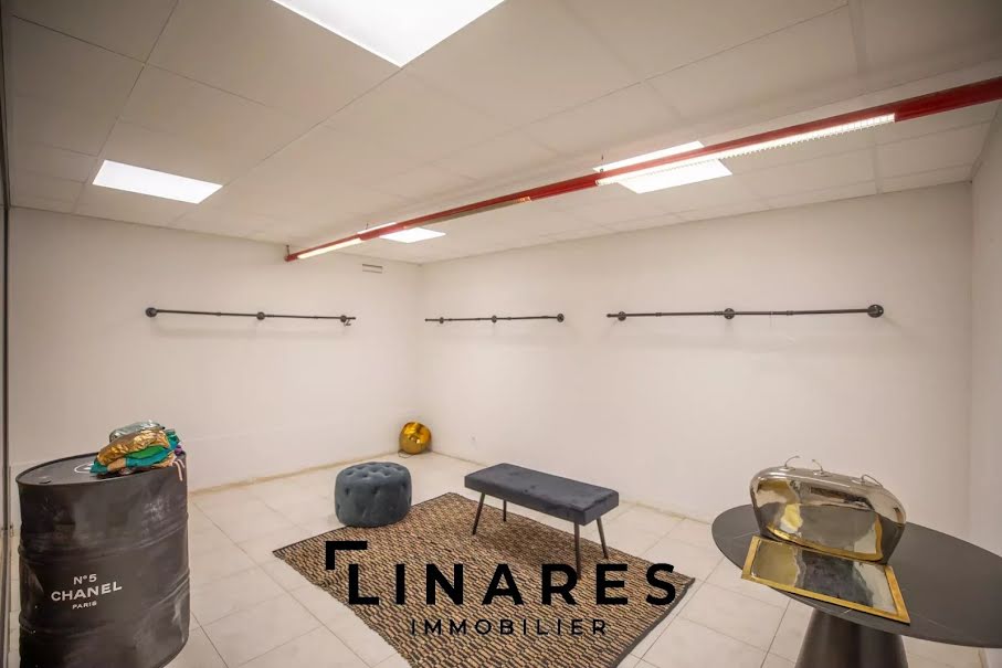 Vente locaux professionnels 5 pièces 61 m² à Marseille 8ème (13008), 53 000 €