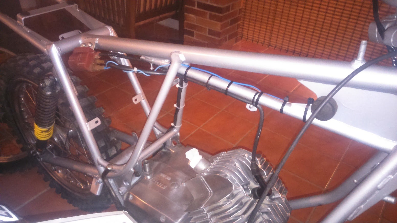 puch - Puch Cobra MC75 convertida a MC75 Cross * Jce2 UxnKfibxJMDT4f3Yrn40umg5bXPyDQFeEbfUVGsJ3rw=w1552-h873-no