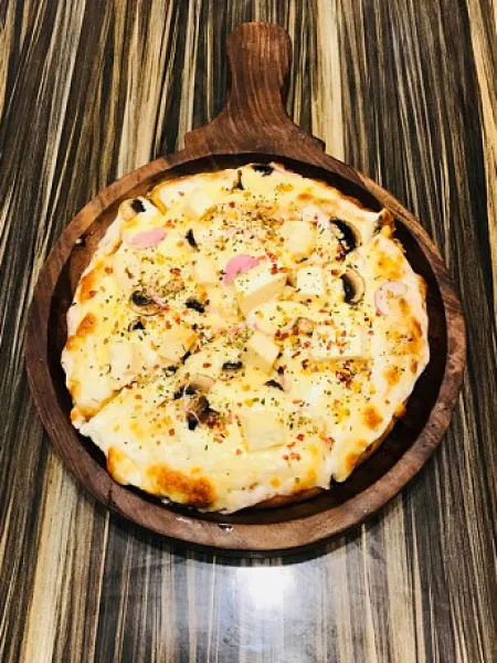 Paneer Pizza [9 Inches]