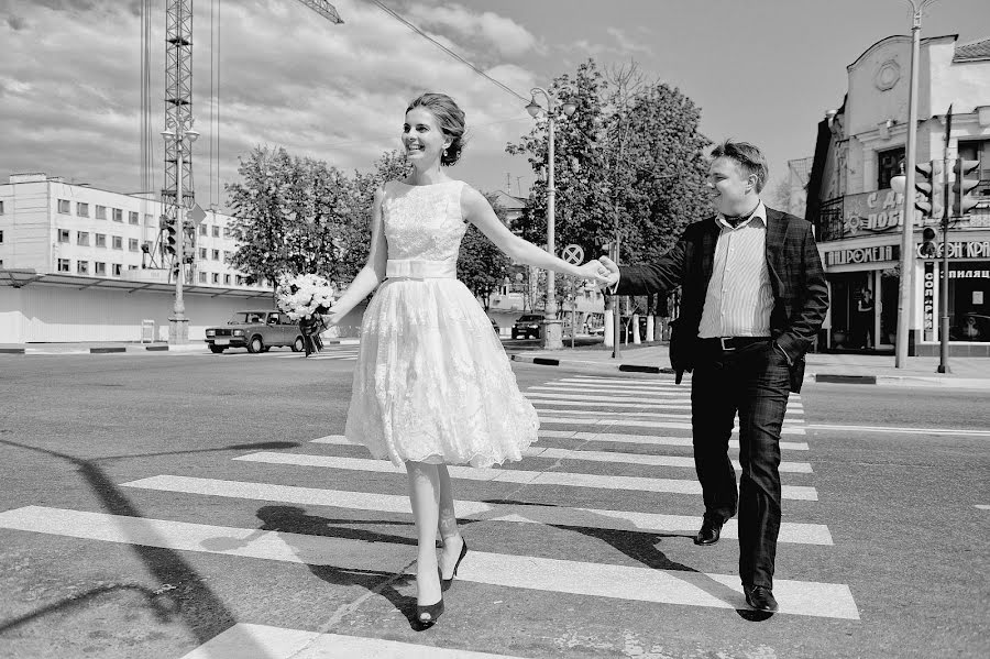 Wedding photographer Vladimir Gorbunov (vladigo). Photo of 13 May 2013