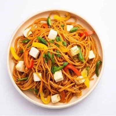 Chilly Garlic Double Paneer Noodles