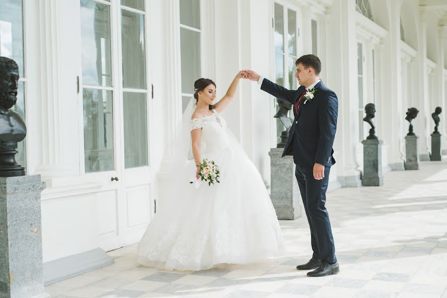 Fotógrafo de bodas Yuliya Apetenok (apetenokwed). Foto del 4 de octubre 2018