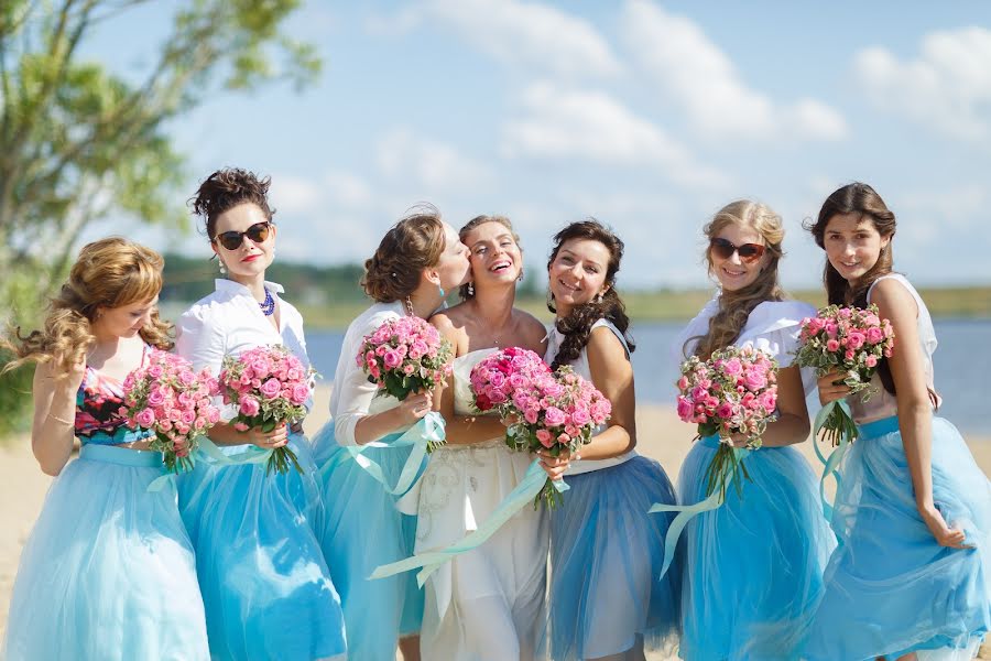 Fotógrafo de casamento Irina Cherepkova (irafoto). Foto de 17 de maio 2017