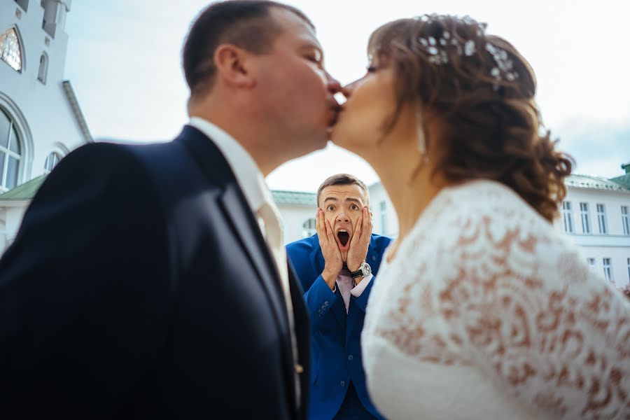 Fotógrafo de casamento Anna Kirillova (annaphoto). Foto de 3 de dezembro 2018