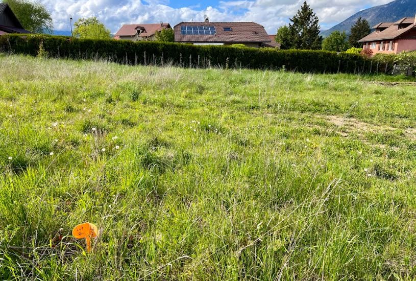  Vente Terrain + Maison - Terrain : 696m² - Maison : 110m² à Bellegarde-sur-Valserine (01200) 