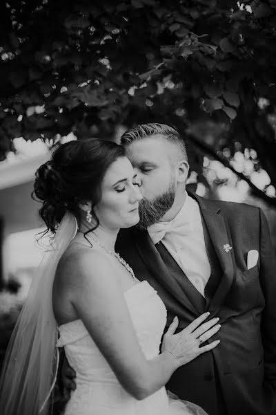 Wedding photographer Amy Chamberlain (amychamberlain). Photo of 8 May 2019