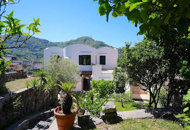 Villa avec jardin et terrasse 3