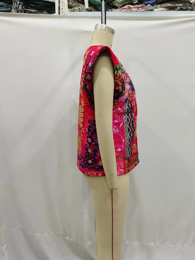 Title 5, European and American Womens Printing Cotton V...