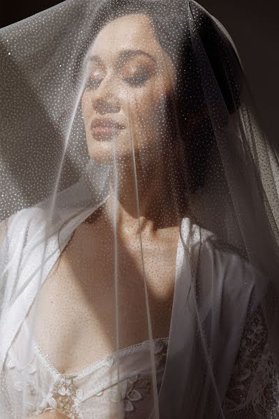 Fotografo di matrimoni Polina Nikitina (amyleea2ls). Foto del 13 marzo 2023