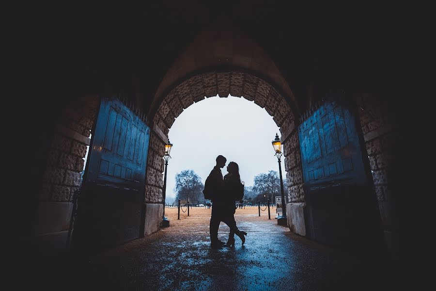 Fotografo di matrimoni Natalya Protopopova (natprotopopova). Foto del 10 gennaio 2016