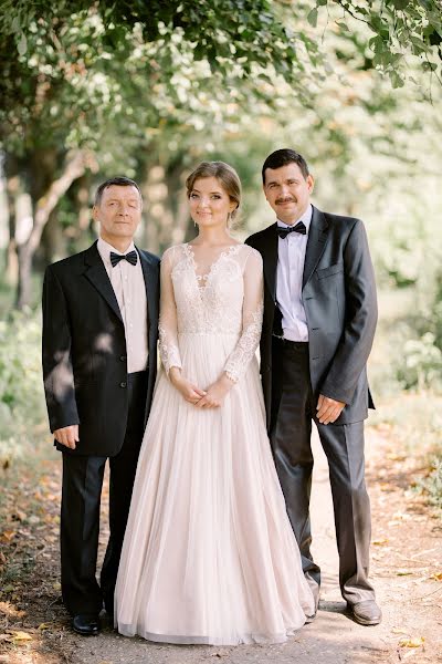 Wedding photographer Slava Peresvet (slavaperesvet). Photo of 12 February 2019