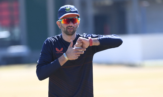 Keshav Maharaj's recovery from a ruptured Achilles could have far-reaching effects not just on the Proteas' spin contingent for the World Cup, but also the composition of the middle order.