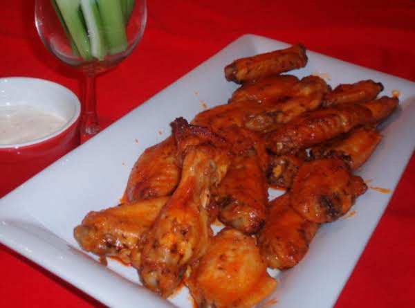 Crispy Sticky Oven Hot Wings_image