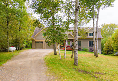 House with garden 2