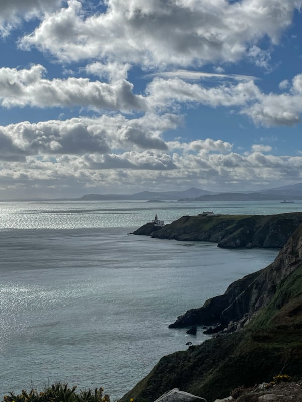 Cliff Walk in Howth from Dublin day trip.