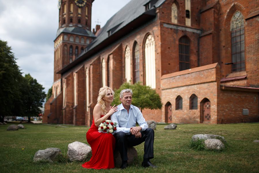 Fotografo di matrimoni Viktor Polosin (viktorpolosin). Foto del 9 settembre 2015