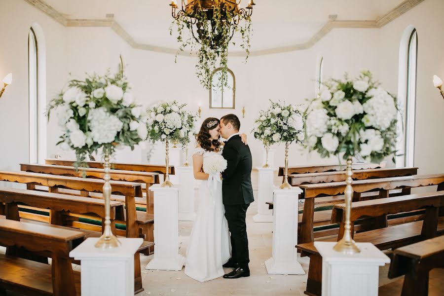 Fotógrafo de casamento Haitonic Liana (haitonic). Foto de 30 de julho 2019