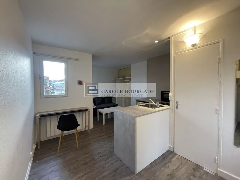 Location meublée appartement 1 pièce 19.68 m² à Bordeaux (33000), 600 €