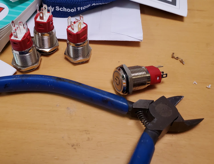 スカイラインのDIY・コロナウイルスに負けるな・電子パーツに関するカスタム事例の投稿画像2枚目