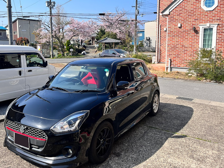スイフトの桜とコラボに関するカスタム事例の投稿画像1枚目