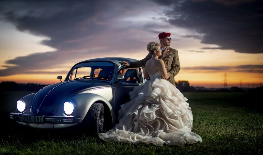 Fotógrafo de bodas Ákos Erdélyi (erdelyi). Foto del 12 de julio 2018